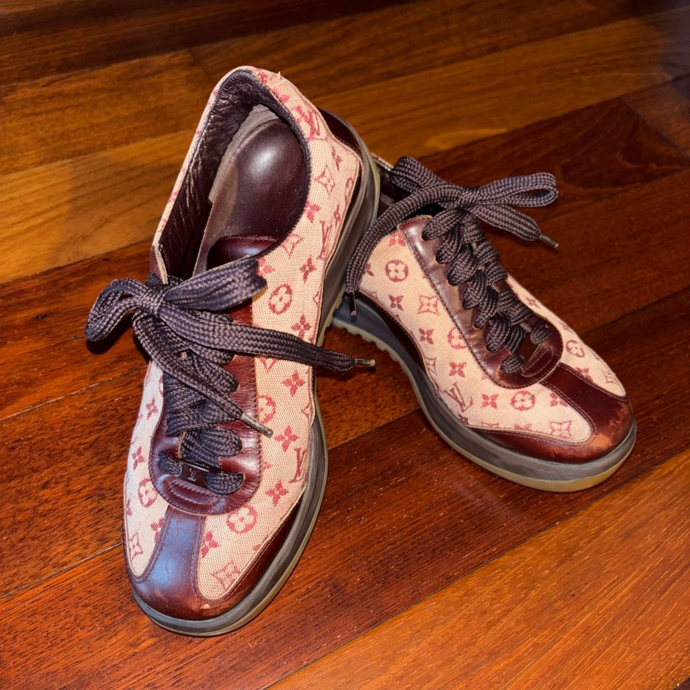 Louis Vuitton Burgandy Mini Lin Sneakers